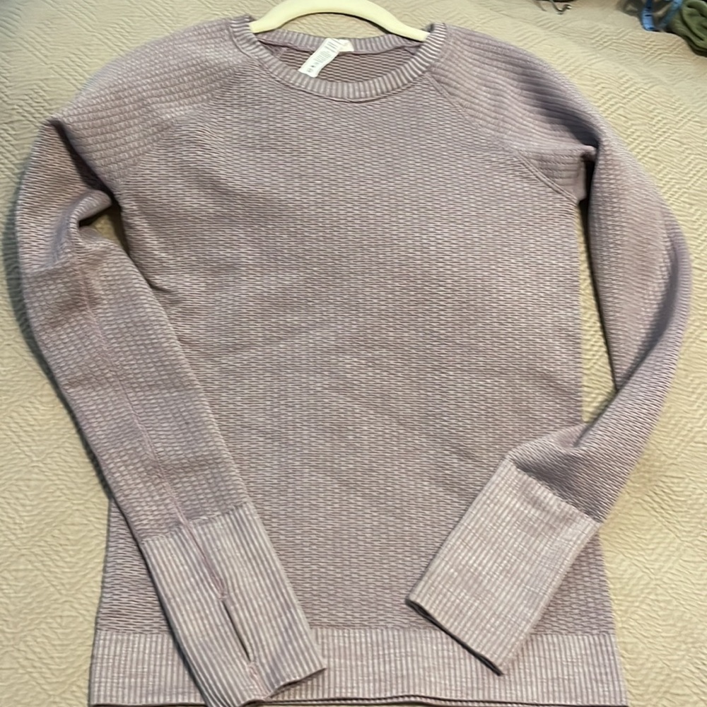 Lululemon long sleeve top size 6
